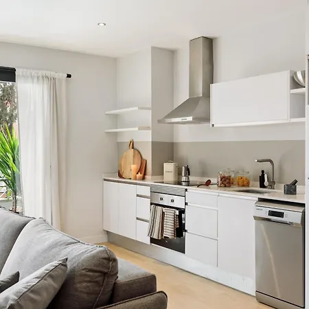Aiguablava - 1 Bedroom And Pool In Pedralbes Apartment